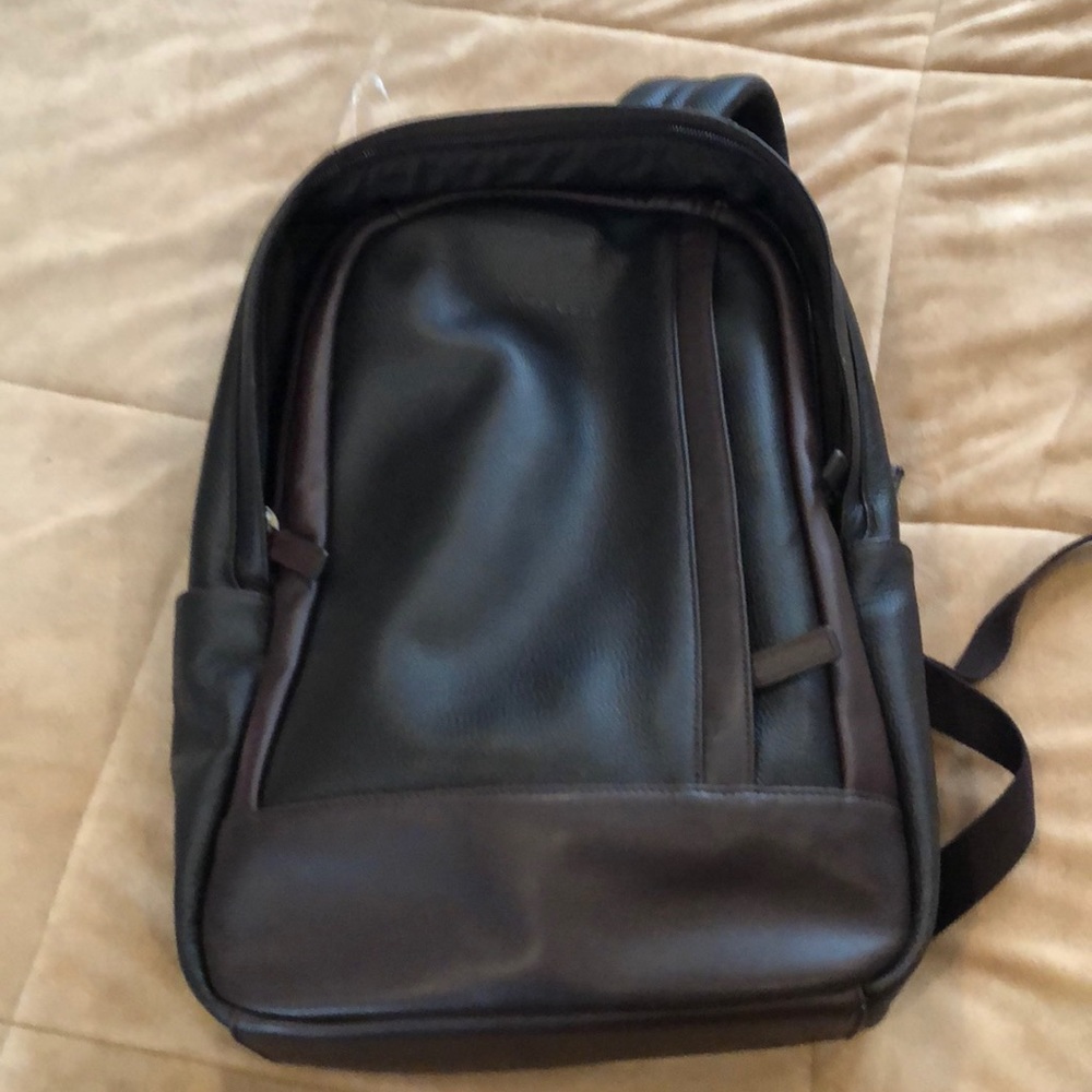 Coach unisex leather backpack - GREAT condition